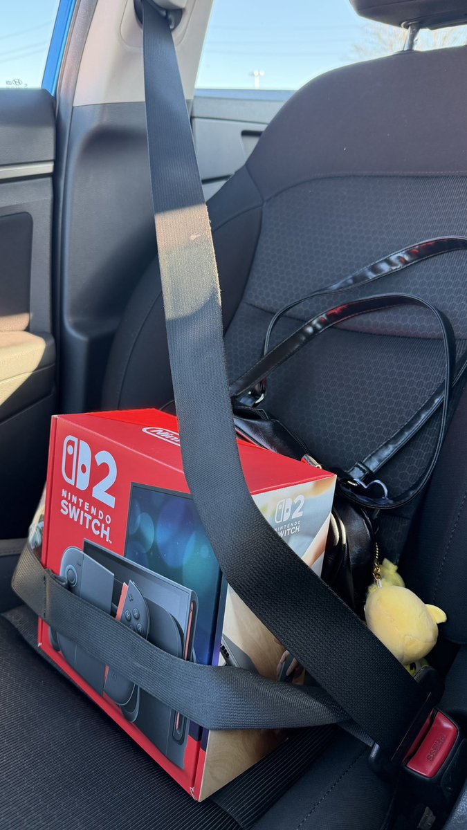 Silver (Val) tweet media