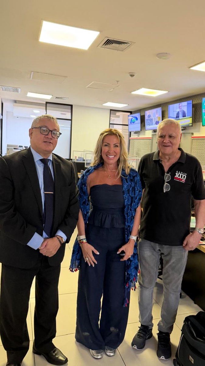 #Carreterasyalgomas Andrea Peris tweet media