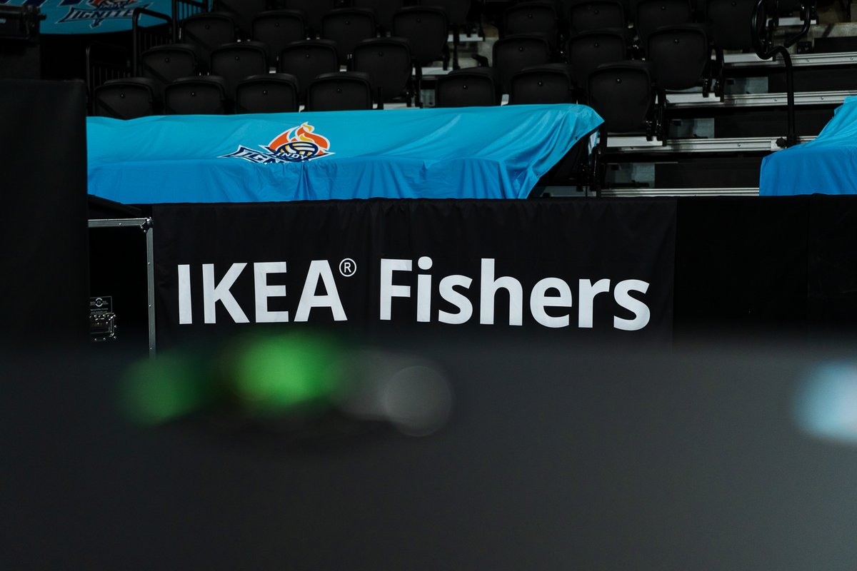 IndyIgniteVB's tweet photo. Courtside is more comfortable with IKEA ποΈ
#IKEAFishers https://t.co/cUCsAc2Dwj