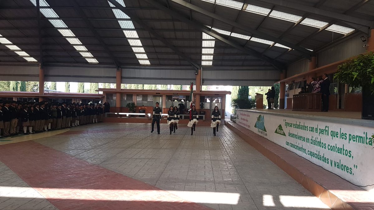 EPO60MV's tweet photo. Lunes 9 de marzo Ceremonia Cívica, resaltando los valores del mes. Agradecemos a la Mtra. Renata y sus estudiantes de primer grado. 
#8marzo
#epo60halcones
@SEP_mx
@SSalud_mx
@Edomex
@SEMSedomex
@DGEMSedomex
@dbg_epoem https://t.co/KlGn6iuncp
