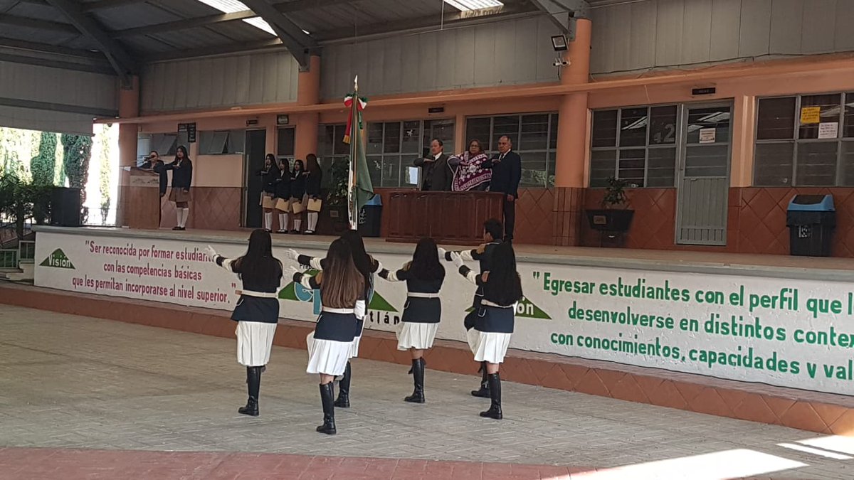 EPO60MV's tweet photo. Lunes 9 de marzo Ceremonia Cívica, resaltando los valores del mes. Agradecemos a la Mtra. Renata y sus estudiantes de primer grado. 
#8marzo
#epo60halcones
@SEP_mx
@SSalud_mx
@Edomex
@SEMSedomex
@DGEMSedomex
@dbg_epoem https://t.co/KlGn6iuncp