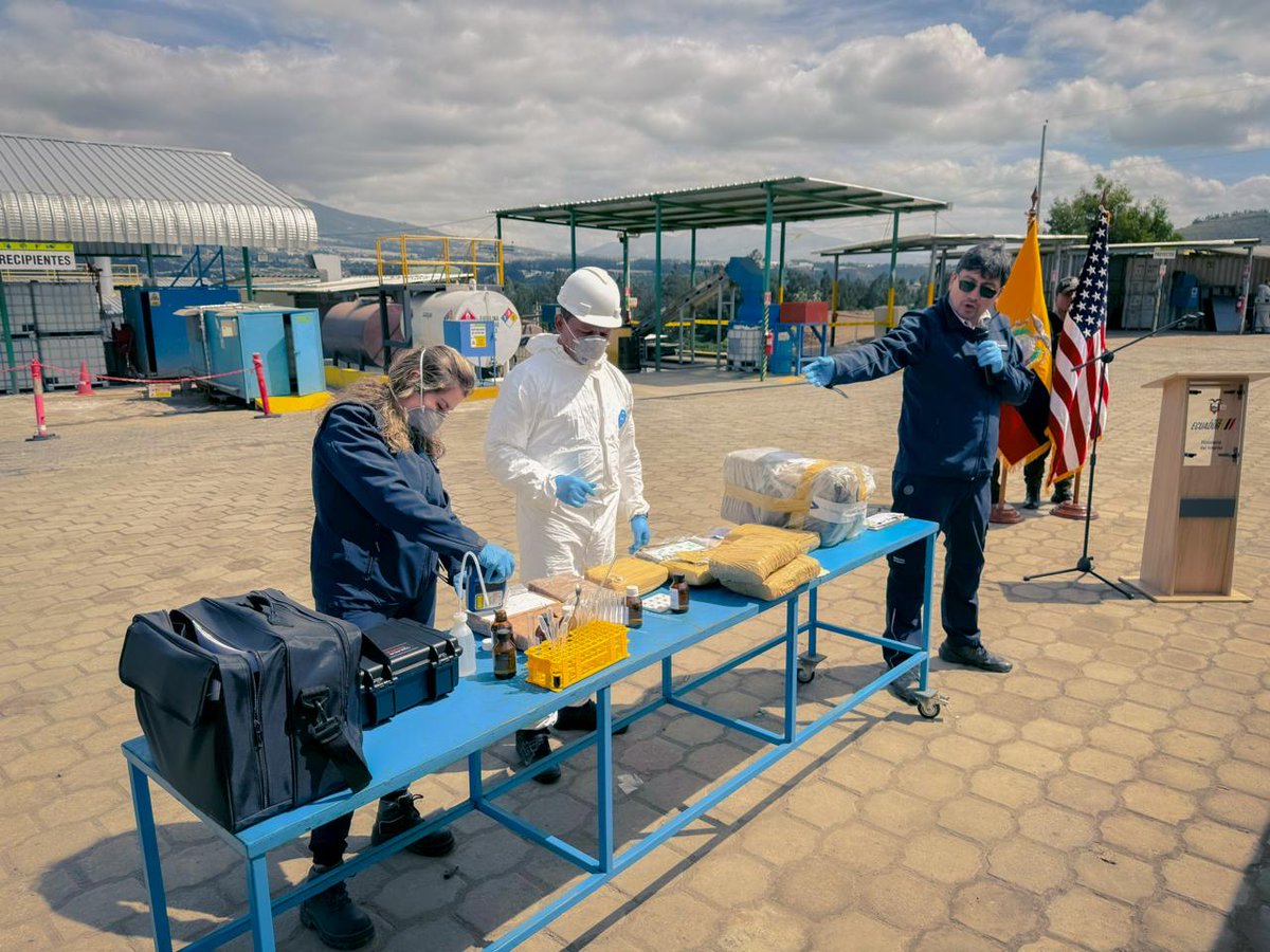 US Embassy Ecuador tweet media