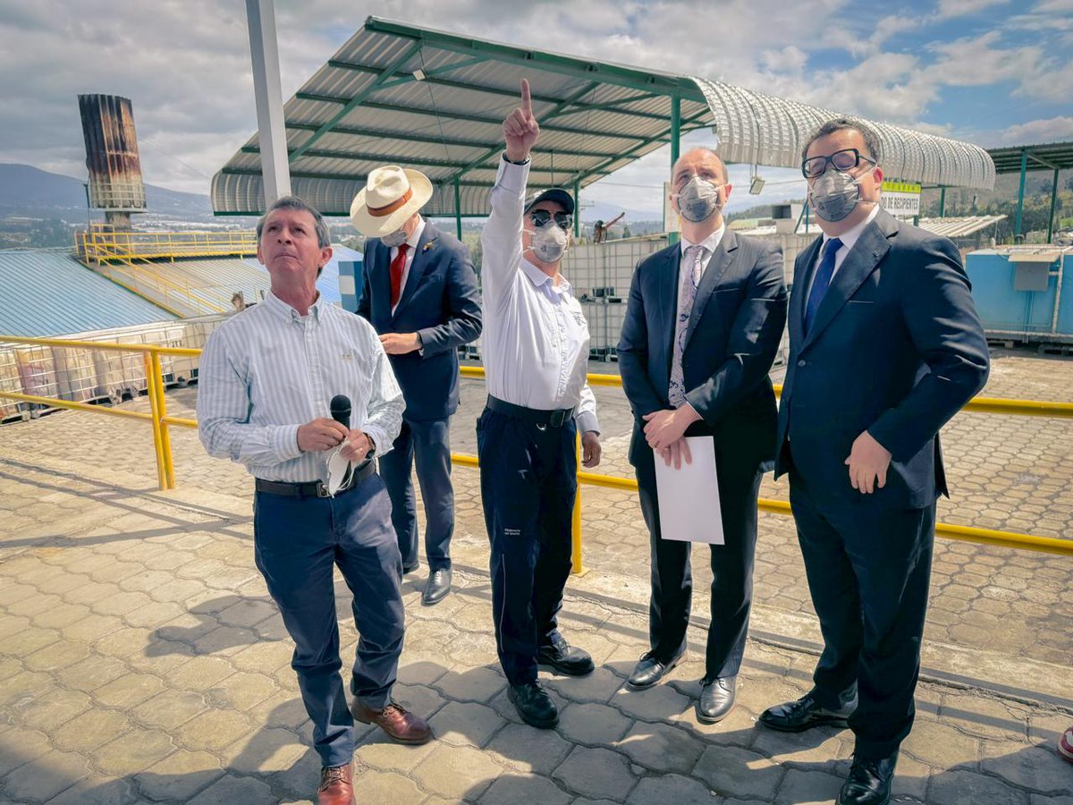 US Embassy Ecuador tweet media