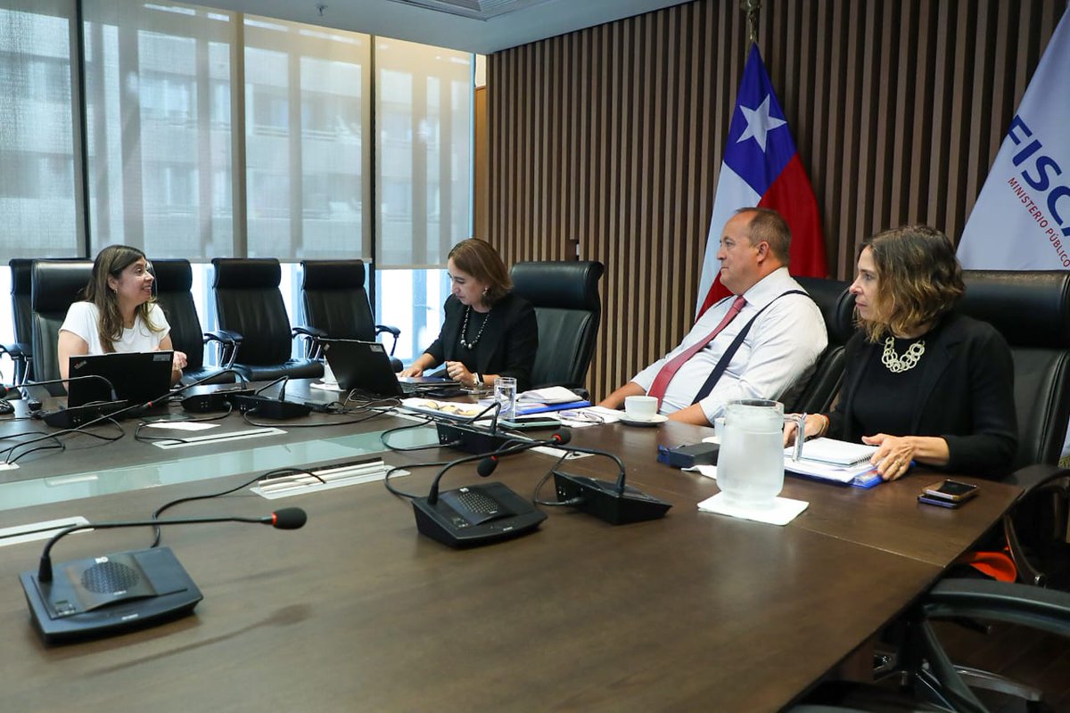 ¡ÚLTIMO MINUTO!🔴 El fiscal nacional Ángel Valencia, designó a Virginia Aravena como la nueva fiscal regional de Tarapacá: la actual persecutora adjunta de Alto Hospicio asumirá el cargo el próximo 23 de marzo <a href="/Cooperativa/">Cooperativa</a> <a href="/chvnoticias/">CHV Noticias</a>