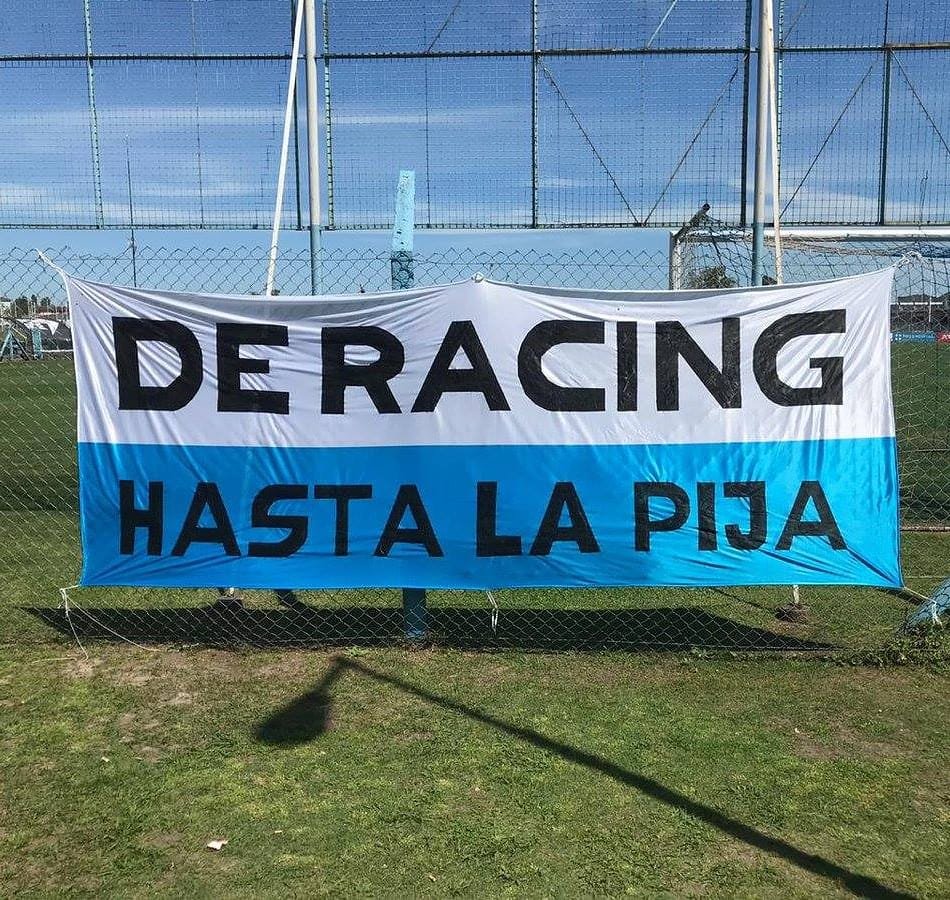 !!MAÑANA JUEGA RACING!!🎓