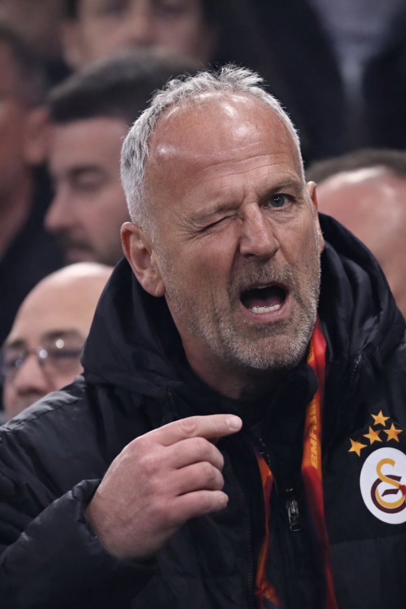 Esin Rapaić tweet media