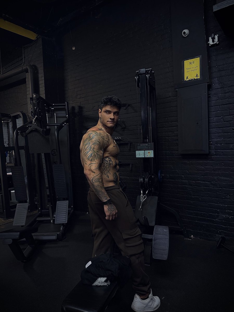 É o Davi Kneip, ta bom ?! 🔥 (@davikneip) on Twitter photo 