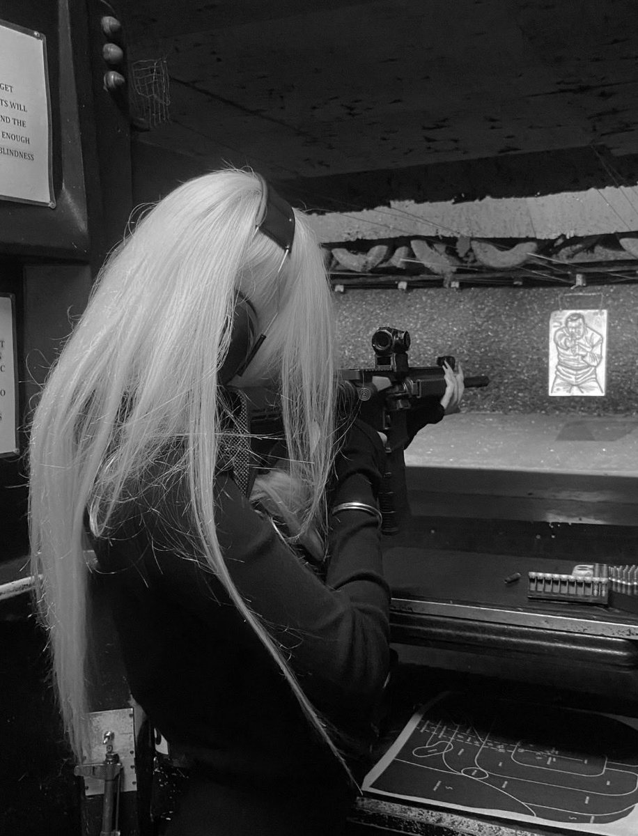 𝙻𝙸𝙰 𝙻𝙸𝙰 tweet media