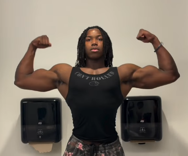 Cuzz Lightyur tweet media