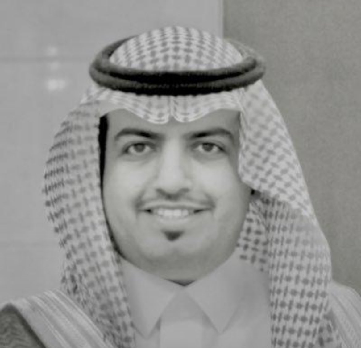 naldajani1's tweet photo. الصديق الأخ ممدوح بن محمد الحارثي، ملكت القلوب بطيبك وكرمك ولطفك وسخاك وابتسامتك، فلم يكن رحيلك عادياً فالجميع أوجعه فقدك يا أبا أحمد.

اللهم اغفر له وارحمه، وأسكنه فسيح جناتك، واجعل ما أصابه كفارةً ورفعةً لدرجاته، وألهمنا وذويه الصبر والسلوان. https://t.co/uCM24bWnOW