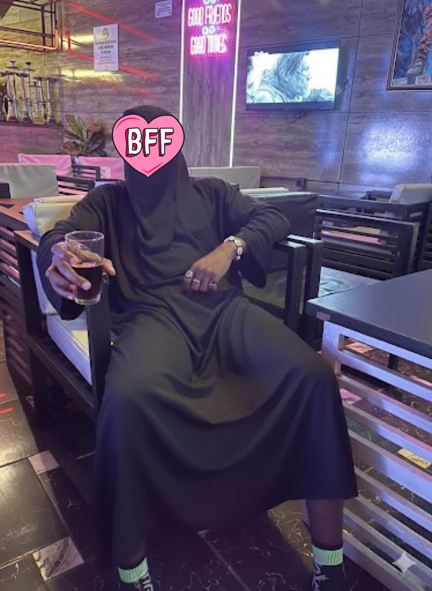 اناكوندا tweet media