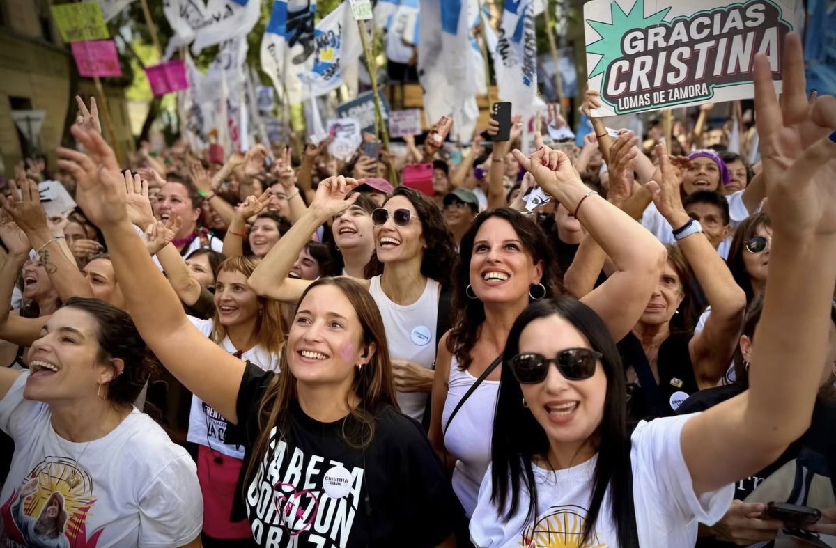 Lorena Pokoik 🇦🇷 tweet media