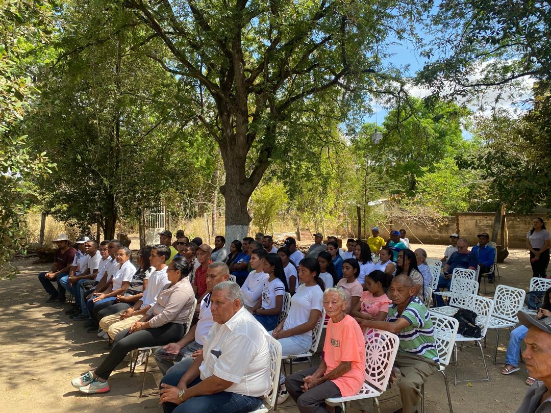 En LAS MERCEDES DEL LLANO. GUARICO ... Encuentro de dirigentes y activistas de AD en resistencia. Determinando las líneas de acción en la lucha para lograr una Venezuela libre y de progreso para los venezolanos con la convicción de que el esfuerzo tendrá resultados para todos.