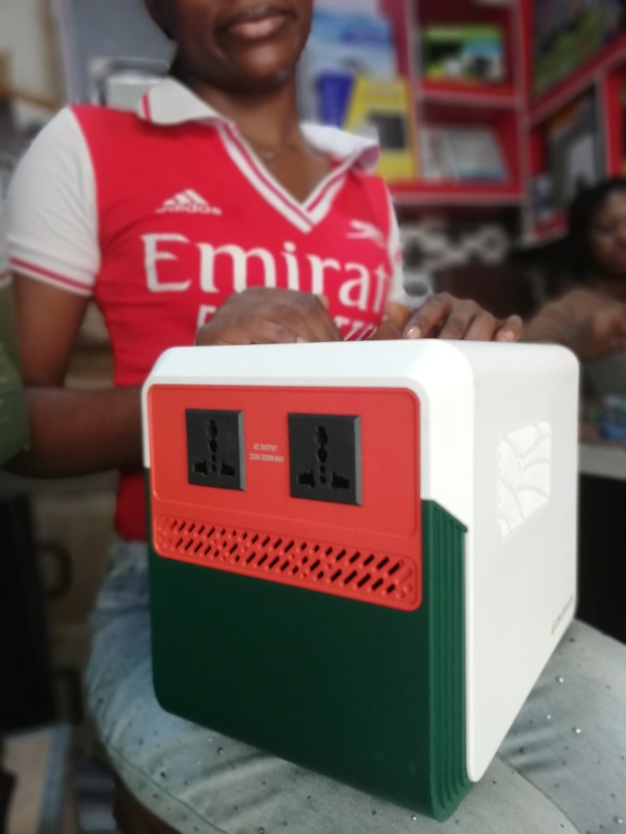 GraySolar tweet media