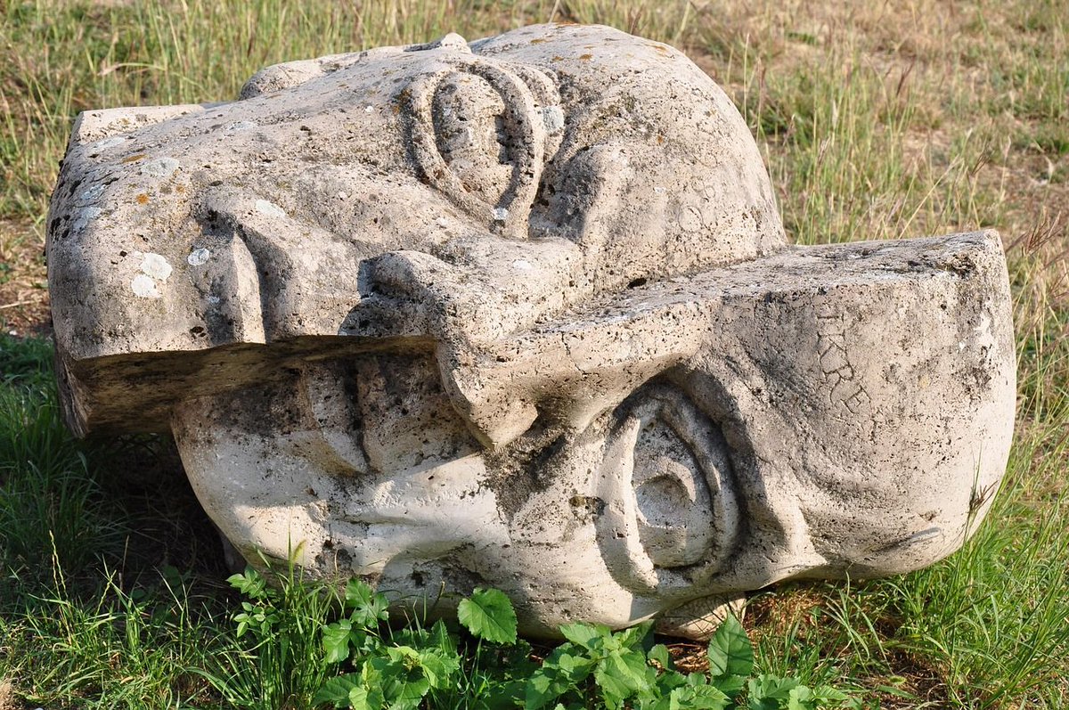 annettefranz's tweet image. The EX–CX Connection Isn’t Broken. Your Operating Model Is. buff.ly/ypjDfQm #EX requires touching #leadership behavior, decision rights, incentives, workload design. That's uncomfortable, political, and well outside the typical #CX charter.