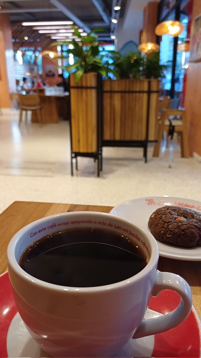 Edith Sztychmasjter tweet media