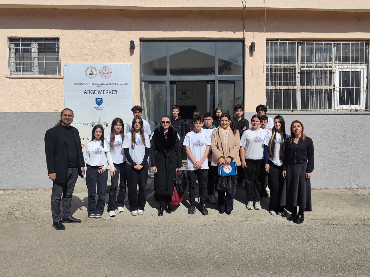 ATAGİGPro seminerinde sn Merve  Erarslan ve Selma Çağlar, öğrencilerimizle bir araya geldi
<a href="/tcmeb/">Millî Eğitim Bakanlığı</a> <a href="/Yusuf__Tekin/">Yusuf Tekin</a> <a href="/skaygusuz/">Salih Kaygusuz</a> <a href="/valiatillatoros/">Atilla Toros</a> <a href="/MersinMEM/">Mersin İl Millî Eğitim Müdürlüğü</a> @muhammed0744 <a href="/Nazmikendigelen/">Nazmi kendigelen</a> <a href="/kutlutekinbas/">Kutlutekin BAŞ</a> <a href="/FatihBurgut/">Fatih BURĞUT</a> <a href="/BaykalBasdemir/">Baykal BAŞDEMİR</a> <a href="/HarunUZER/">🇹🇷Harun ÜZER 🇹🇷 Türkiye Devlet Görevlisi</a> <a href="/toroslarmem/">Toroslar İlçe Milli Eğitim Müdürlüğü</a>
<a href="/kaanaydemir_33/">Kaan AYDEMİR</a> <a href="/OmerYigit8161/">Ömer YİĞİT</a>