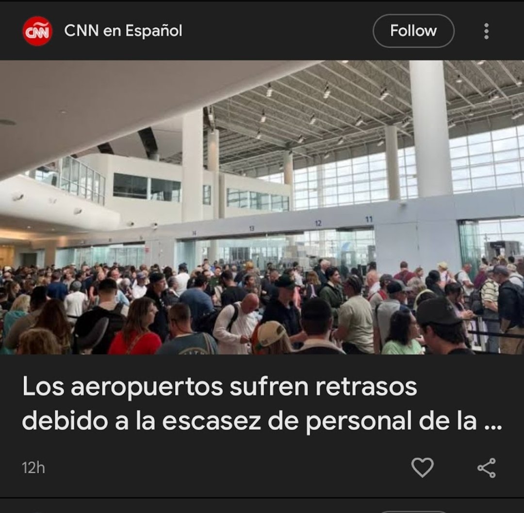 ¿Cómo se verá un eso de un aeropuerto sufriendo retrasos? No los usuarios, ni siquiera los vuelos: el aeropuerto mismo.
