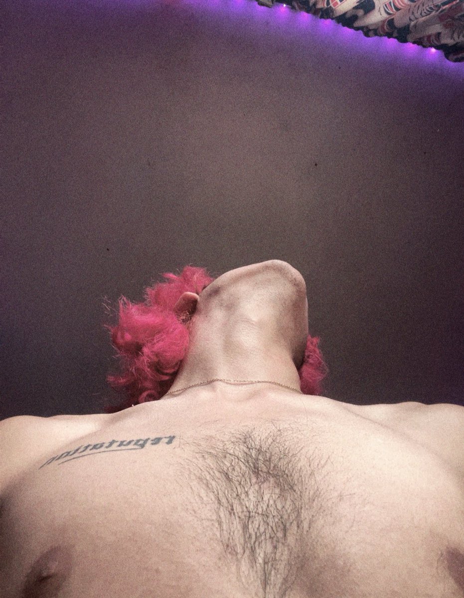 slutty_boys tweet media