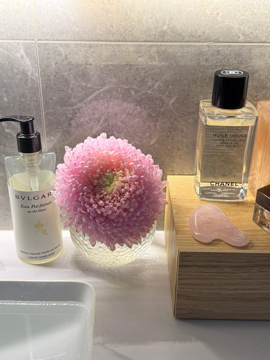 tungx23's tweet photo. A touch of luxury and elegance in every detail. Simple, beautiful, and timeless. https://t.co/V8oALNuim2