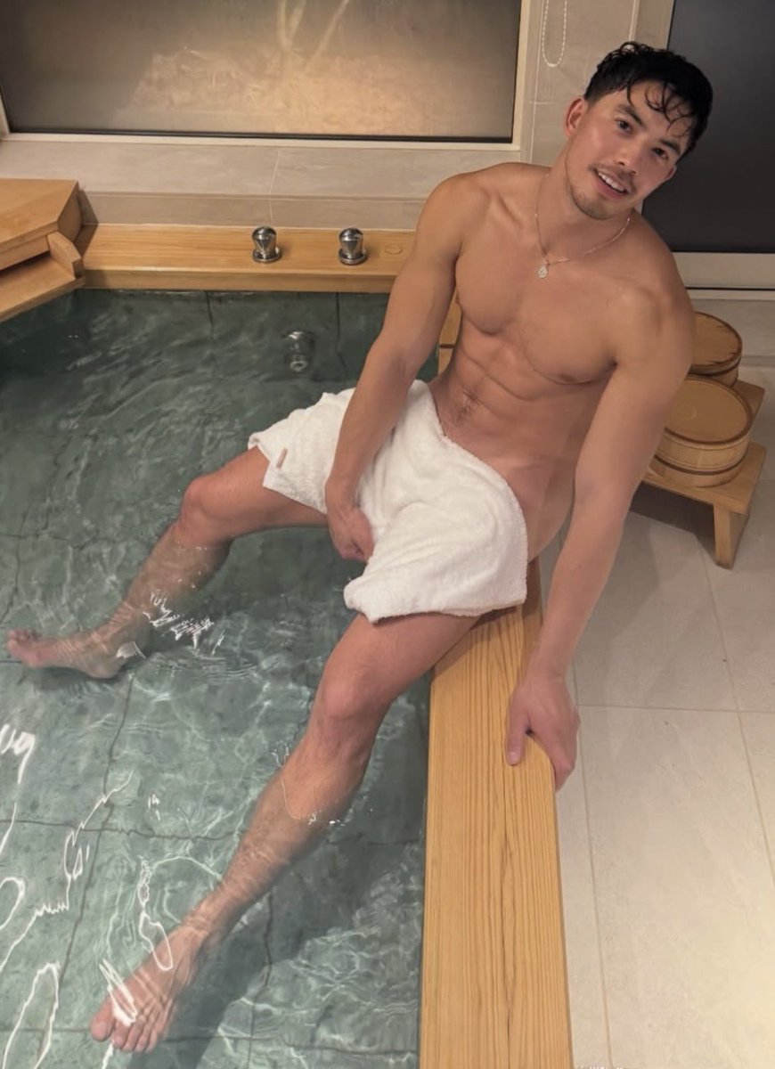 dailyhotdudes's tweet photo. Tony Labrusca 
💪 https://t.co/ftHVE6H7op