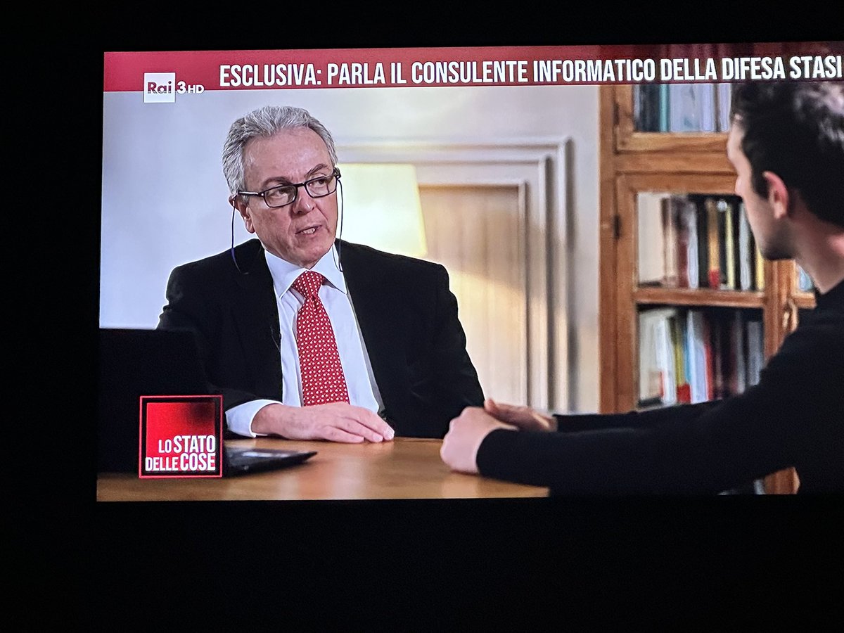 Maurizia1040345's tweet image. Consulente informatico di #Stasi 

Stessa versione di #PortaeOcchetti e di @AIForensicsIT 

3 su 3

Possiamo archiviare il pc di Alberto??? 
Adesso passiamo a quello di Chiara!!! 

#Garlasco #lostatodellecose