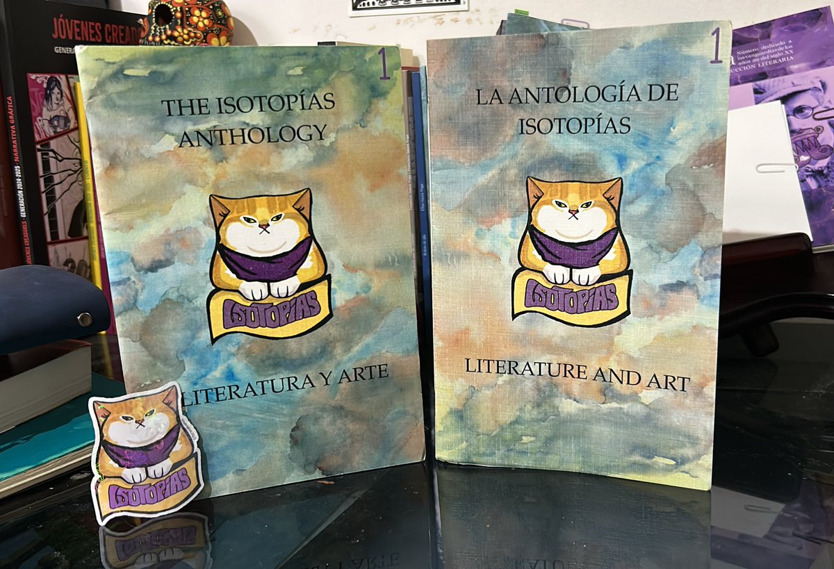 Una raya más pal tigre. Aquí la bella y juguetona antología de <a href="/isotopiaspr/">Isotopías</a> en la que tengo el honor de colaborar con un poemita que traduje François Mauriac. Ya se consigue.