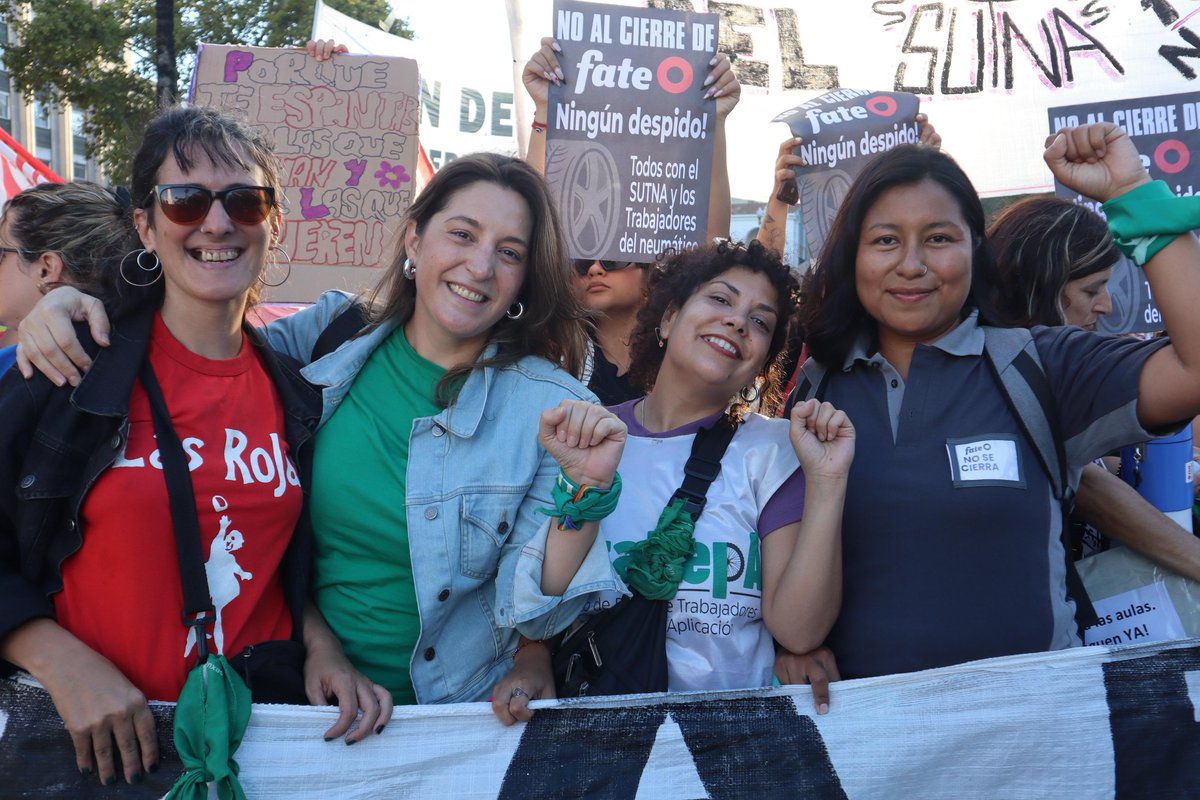 Las mujeres y diversidades sufrimos con más fuerza la precarización laboral, que ahora Milei quiere imponer a la totalidad de las y los trabajadores con su reforma laboral esclavista.

Abajo la contrarreforma laboral!
Si FATE gana, ganamos todes!
Reconocimiento ya del <a href="/sitrarepa/">SiTraRepA</a>!