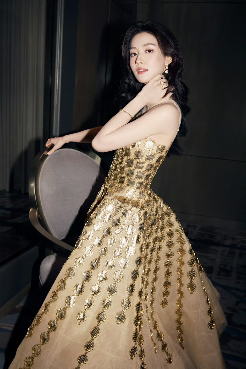 lu yuxiao 卢昱晓 archive (@luyuxiaos) / Posts / X