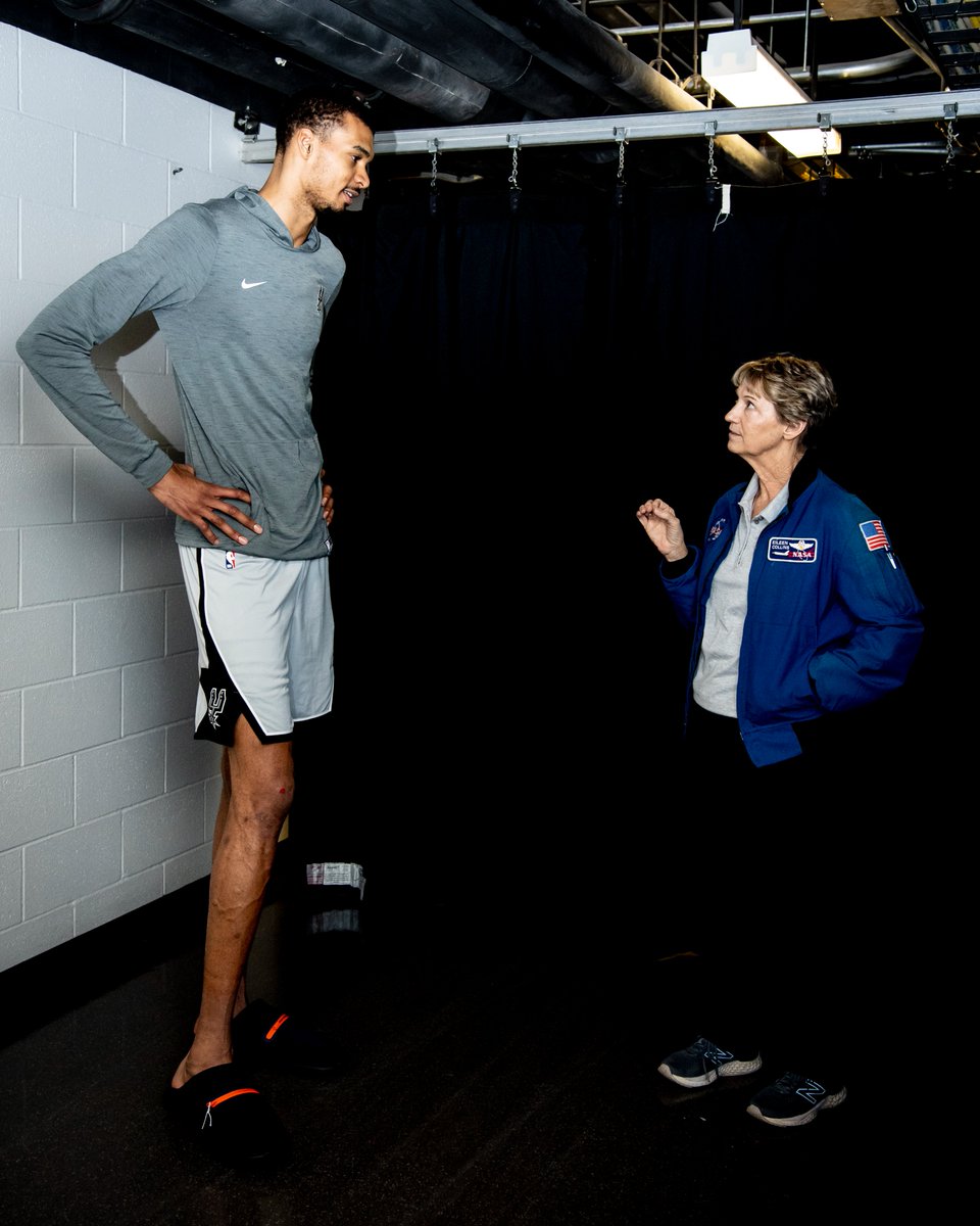Out of this world 👽👩‍🚀

<a href="/wemby/">Wemby</a> met Eileen Collins, the first woman to pilot and command a space shuttle, who stopped by yesterday’s game to talk all things space with our Spurs family!