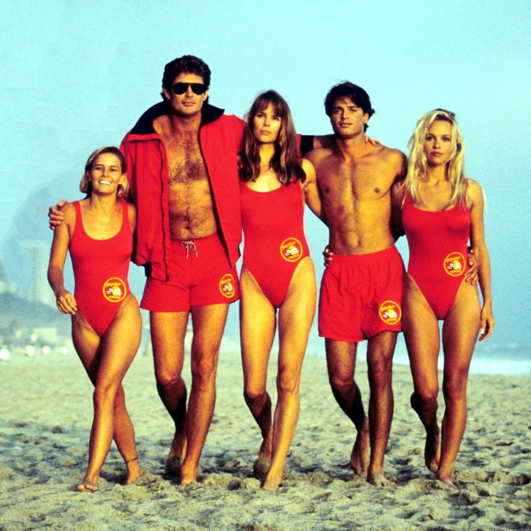 Noah Beck se une a la serie reboot de 'Baywatch' protagonizada por Stephen Amell.