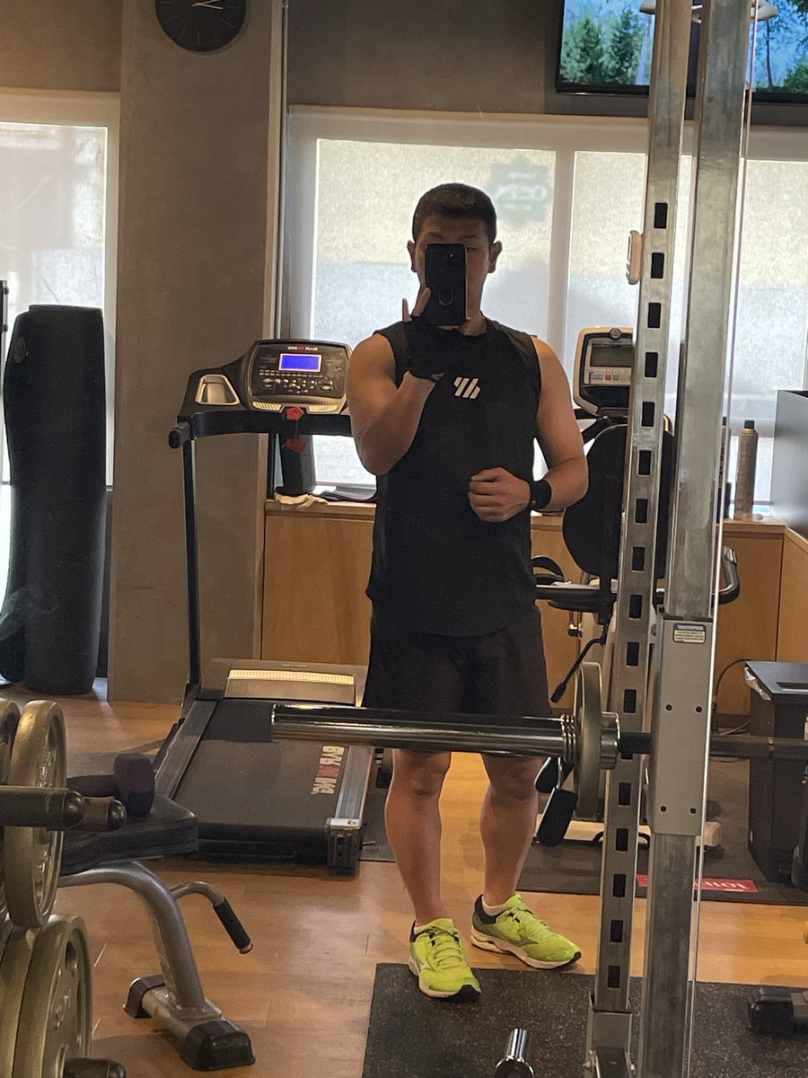 torakei0216's tweet photo. 40歳で初挑戦する事にしました！11月末にボディコンテスト出場します！実は半年ほどトレーニングしてました😁
仕事しつつわからない事だらけですがやるだけやってみます！
減量とトレーニング頑張ります！
自分の未来は自分で変える！ https://t.co/QPySuHh93l