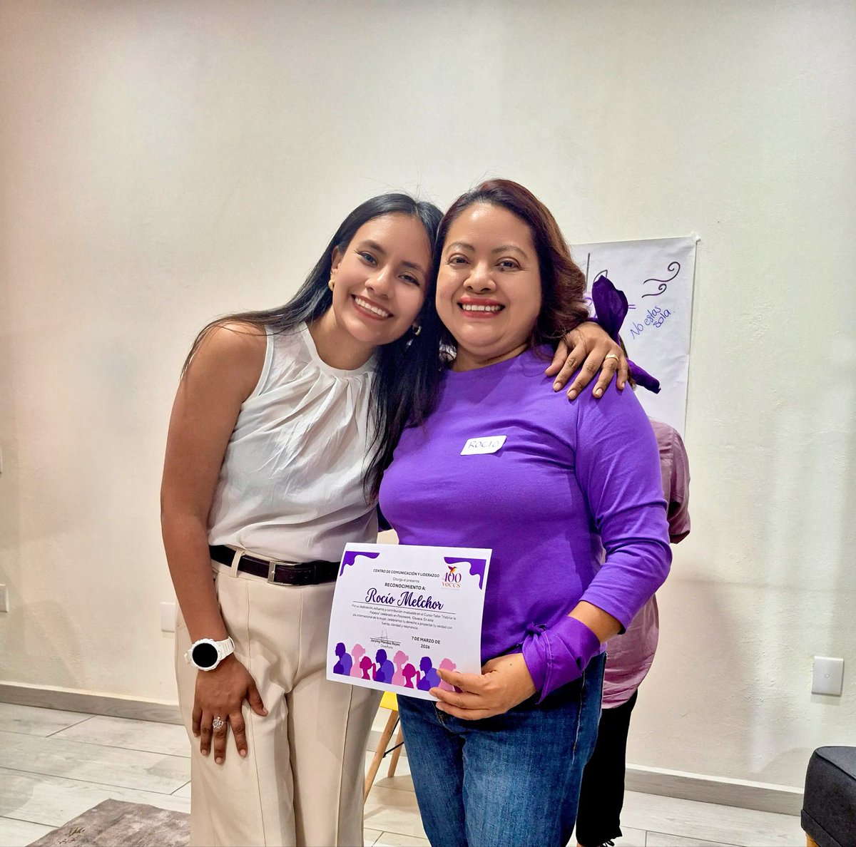 Asistir al curso intensivo “Habitar la palabra: Mujer”, impartido por la Mtra. Jarumy Méndez.

Un espacio que, en el marco del Día Internacional de la Mujer, invitó a reflexionar, a escucharnos y a reconocer la fuerza que hay en nuestra voz y en nuestra historia.
#RocioMelchor 💜