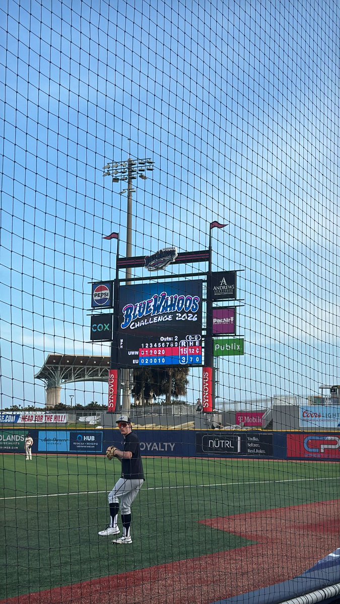 Yun Choi tweet media