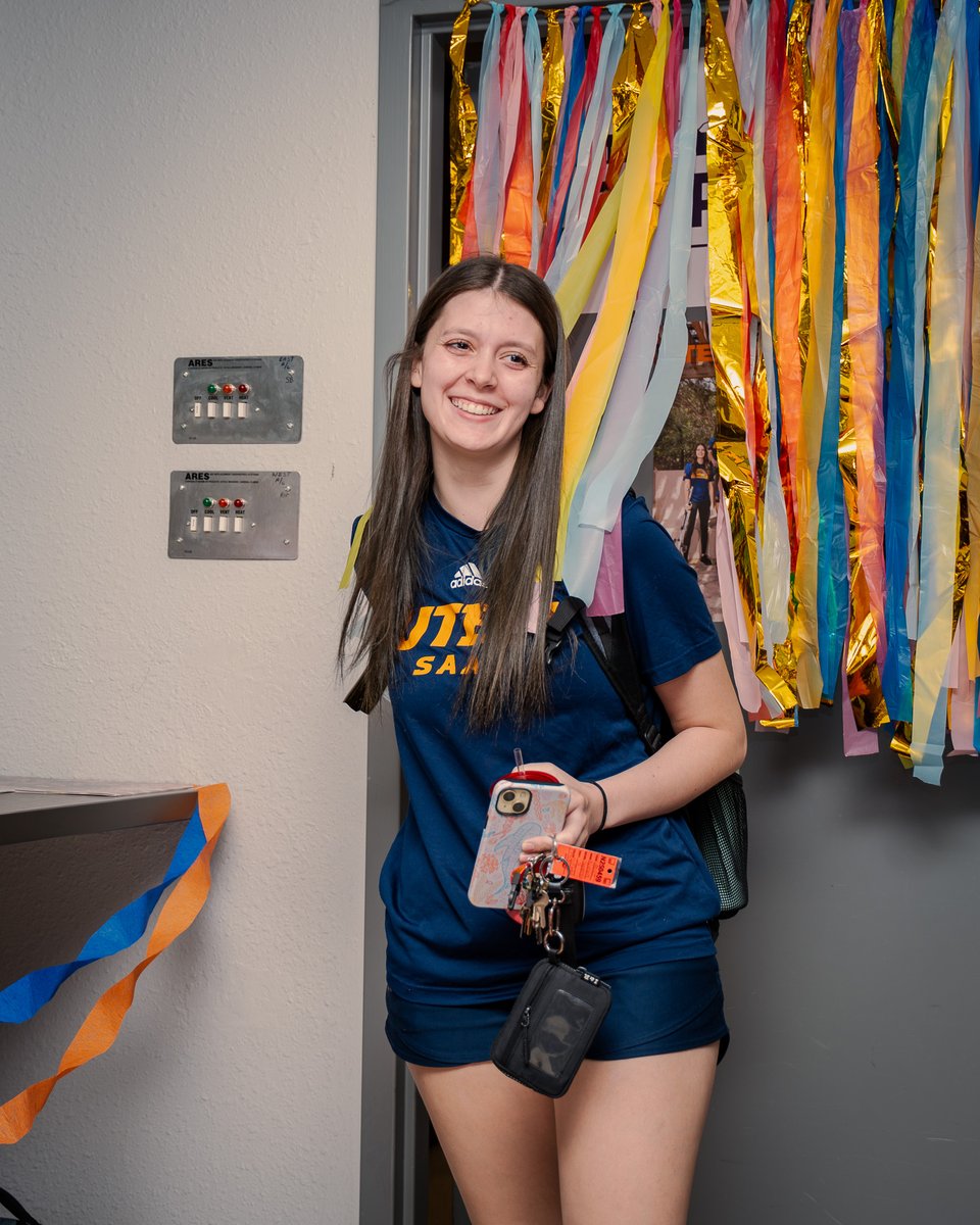 UTEP Rifle tweet media