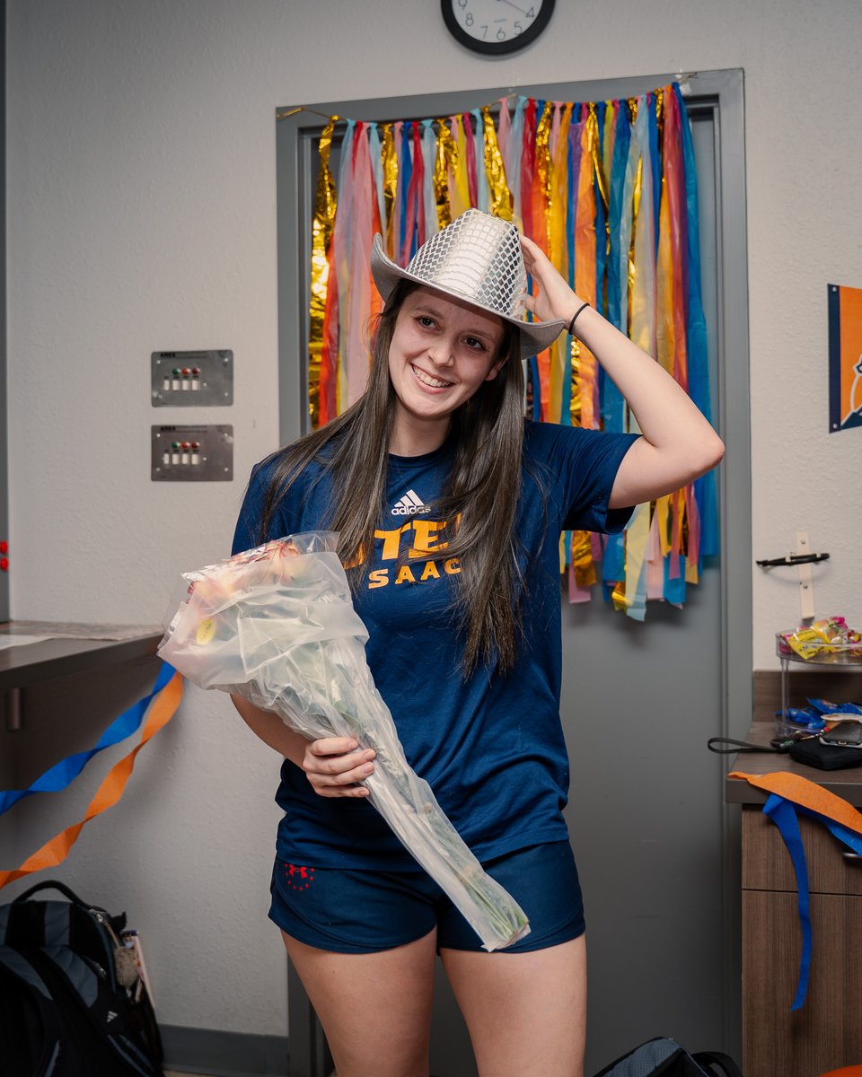 UTEP Rifle tweet media