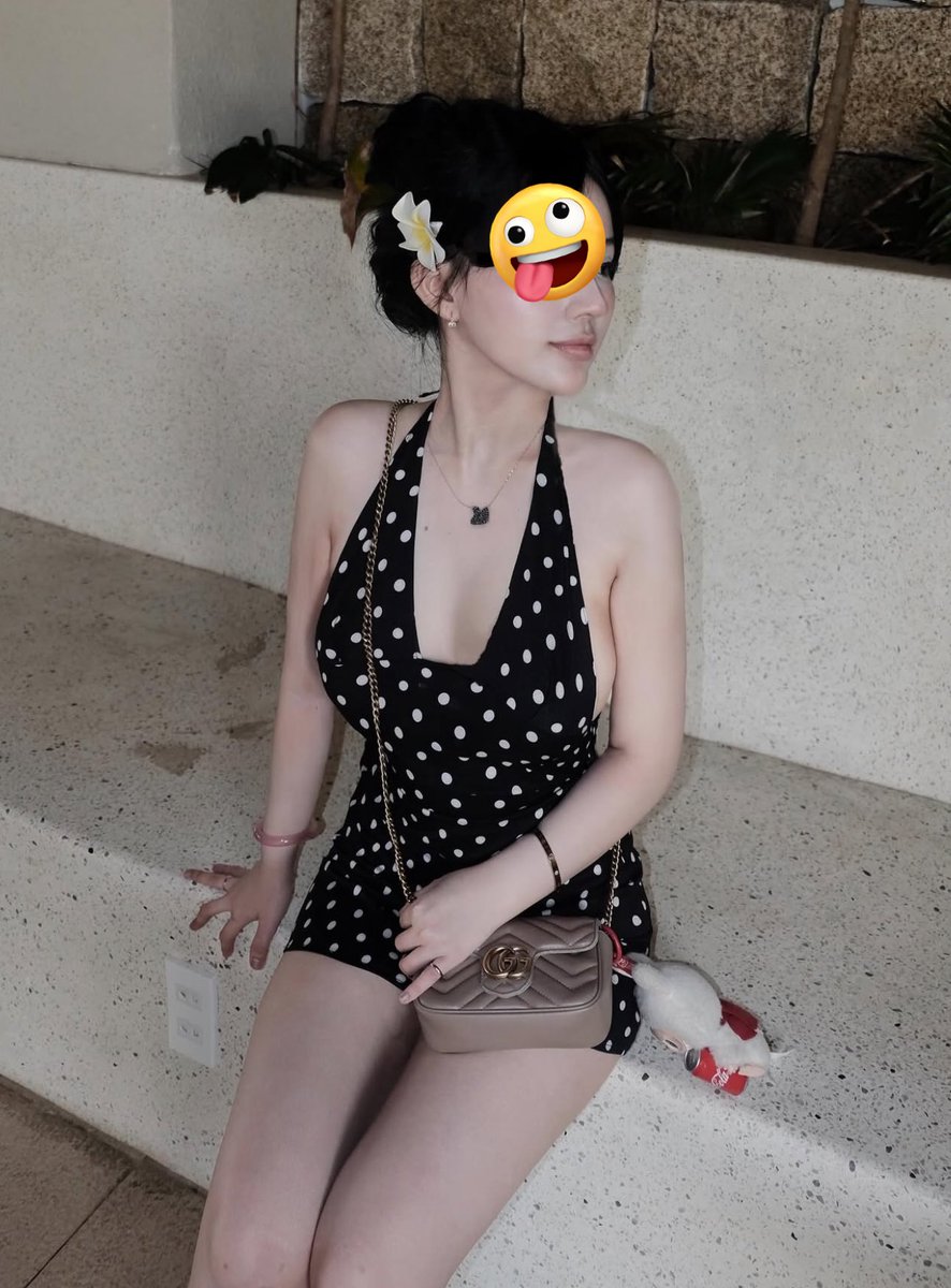ngocn827's tweet photo. 8-3 nhưng 10-3 mới đăng kkk https://t.co/IPCuctibrU