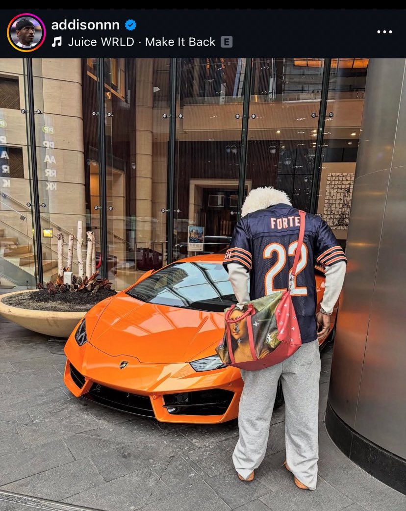 Sarah🐻⬇️ tweet media