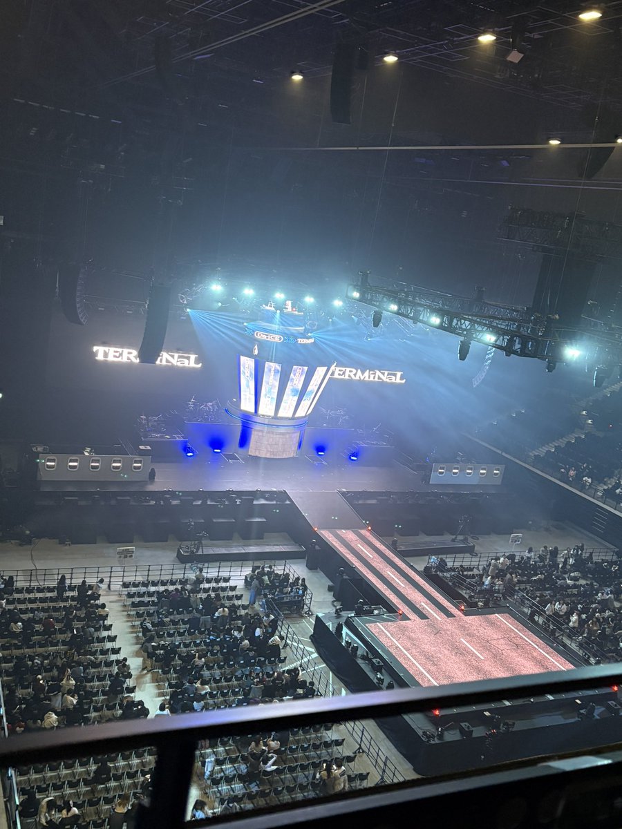 KobitoClap's tweet photo. Da-iCE ARENA TOUR 2026 -TERMiNaL-神戸公演に（土）（日）参加してきた🎲✨念願の初のDa-iCE LIVEで嬉しかった🥹💕友人達とリフレッシュした時間を過ごせて楽しかった🥳💕さて今日からも頑張りますか💪✨ https://t.co/SLtMW5Idc0