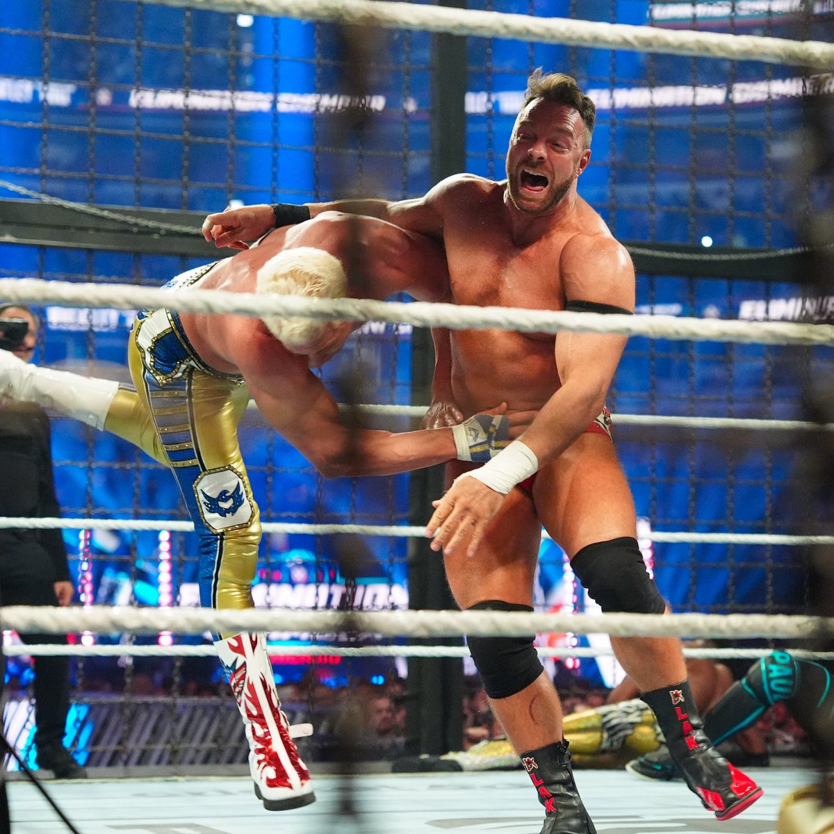 With everybody sayin’… ♘ NOT @RealLAKnight tweet media