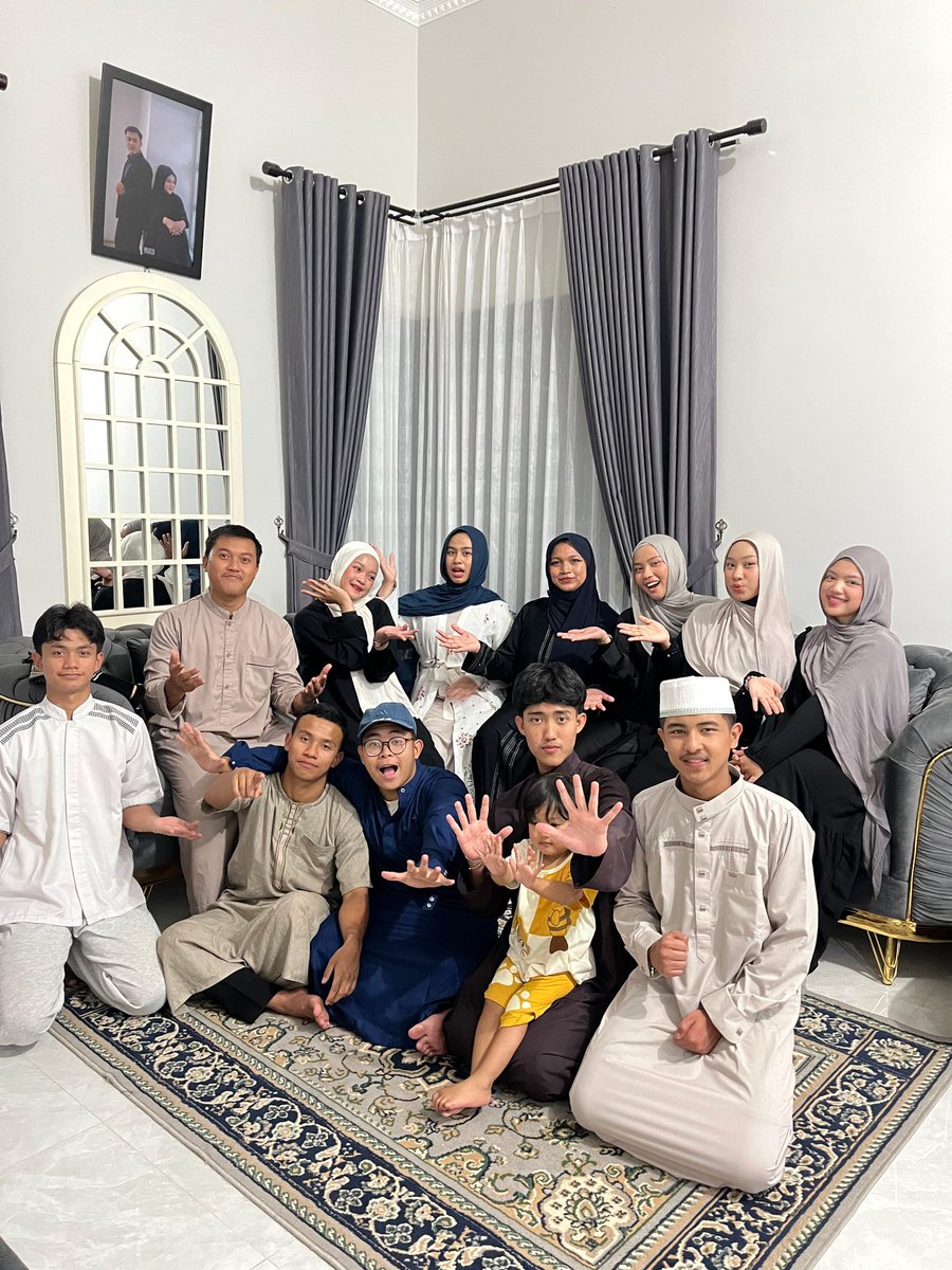 balembang_'s tweet photo. Penuh syukur. https://t.co/ZxSKr5ITq0