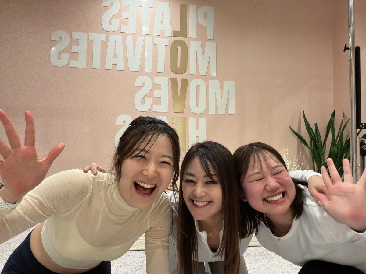 おはよございます！
寒すぎて体調がやばい😨
昨日のニコニコな瞬間を糧に今日を乗り越えます🌞
喉が痛いよーーん