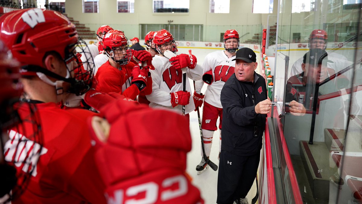 Spittin' Chiclets tweet media