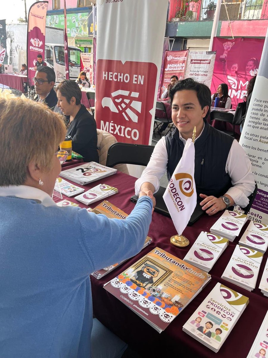 ProdeconMexico's tweet photo. En #PRODECON trabajamos a favor de la paz y la justicia social. 🤝

Participamos en la Feria por la Paz 🕊️en San Francisco Totimehuacán, Puebla, donde compartimos información y brindamos orientación sobre los servicios que la Procuraduría ofrece a las personas contribuyentes.

En este evento, impulsado por la Secretaria @rosaicela_ y Subsecretaria @RocioBarcenaM desde @SEGOB_mx, reafirmamos nuestro compromiso de trabajar con cercanía y colaboración para atender las causas estructurales que generan violencia en #México 🇲🇽 y contribuir a la construcción de un futuro más justo para todas y todos.

#ColaboraciónQueTransforma
#PorTiEstamosAquí