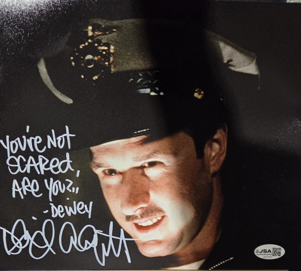 kooltoysgames's tweet photo. "You're not scared are you?

David Arquette Scream 8x10 photo signed with inscription. 

This autograph came out perfect. He's got really cool handwriting, almost looks like it could be its own font. 

JSA authenticated.  $80 plus shipping

#popculture #itemsforsale #memorabilia #autograph #autographs #collectibles #scream #scarymovies #horror