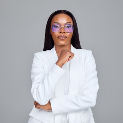 Missptherealtor's tweet photo. #NewProfilePic https://t.co/uifoobEsmW