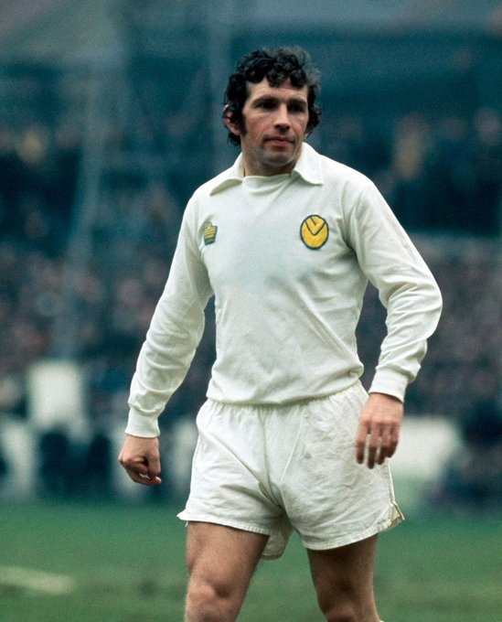 The Extreme Football Enthusiast tweet media