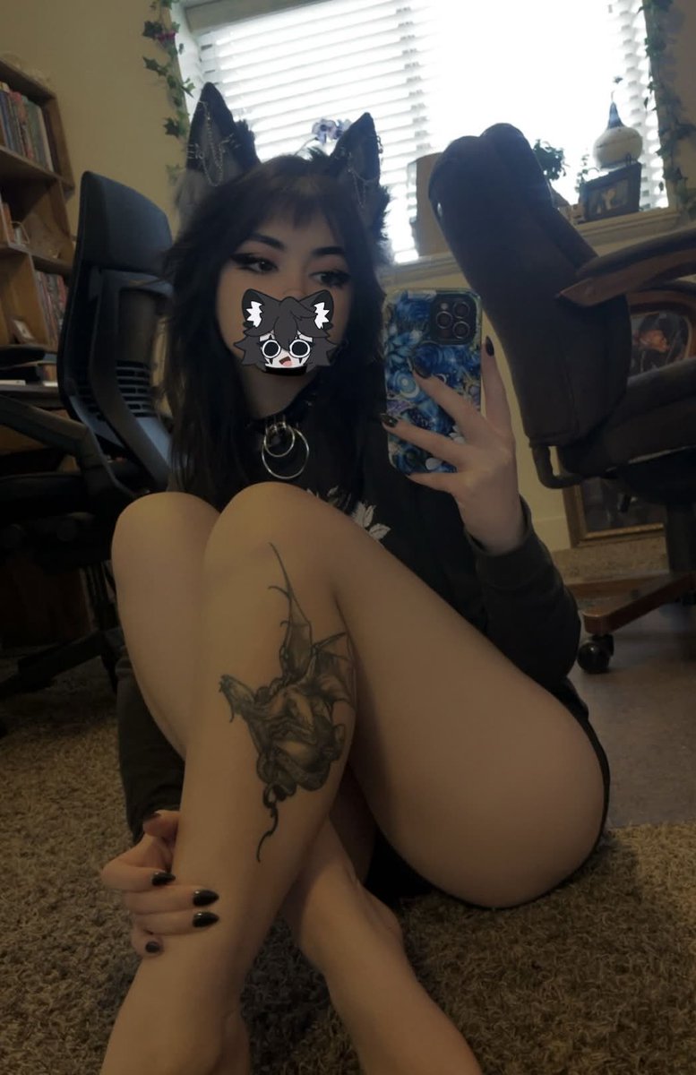 𝐊𝐀𝐑𝐎𝐔𝐒𝐄𝐋 | Harlequin Wolf⛓️🎪 tweet media