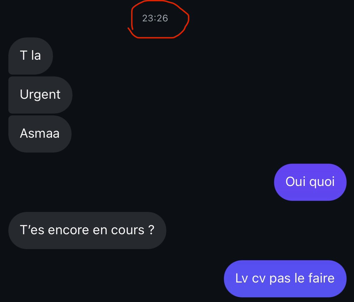 ss_zzm's tweet photo. Regardez l’heure svp https://t.co/MCCyufH0iX