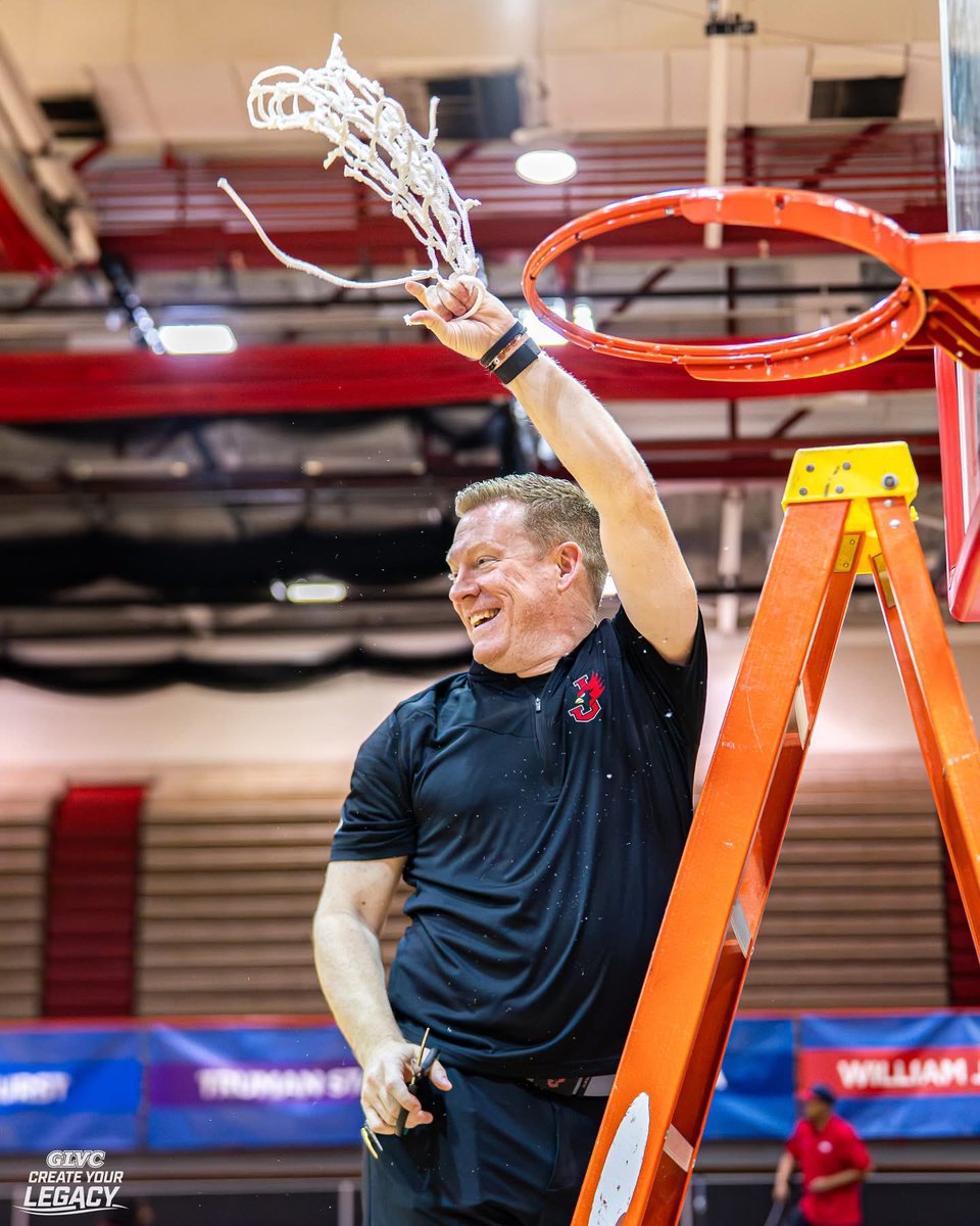 Chris McCabe tweet media